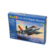 REVELL Maketa F/A-18E SUPER HORNET 025